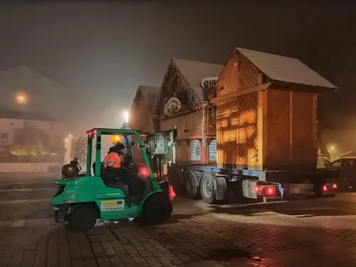 (Photos) : les chalets de la Saint Nicolas s'installent à Nancy